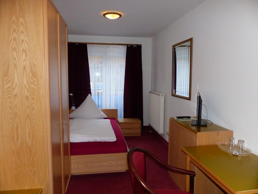Hotel Aggertal غومرسباخ المظهر الخارجي الصورة